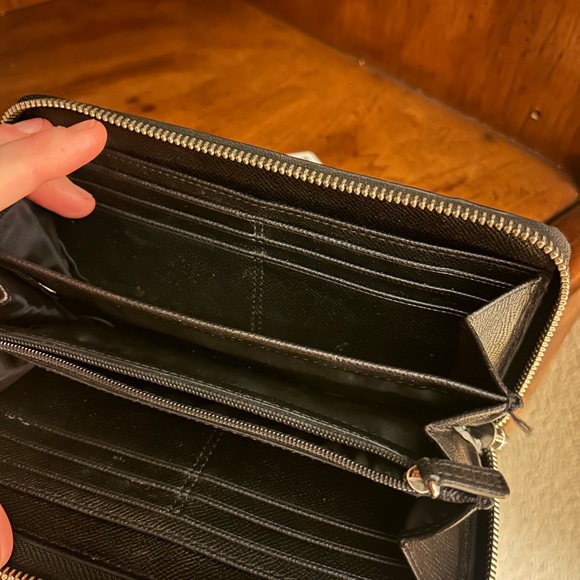 Coach Black Leather Long Wallet - Picture 3 of 3